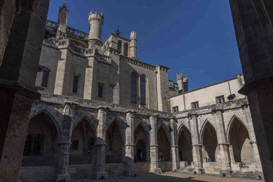 Francia - Béziers 019 - catedral de Saint-Nazaire & Saint-Celse - claustro.jpg
